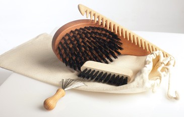 Bürsten die ideale Kopfhaut- und Haarpflege Bürsten die ideale Kopfhaut- und Haarpflege