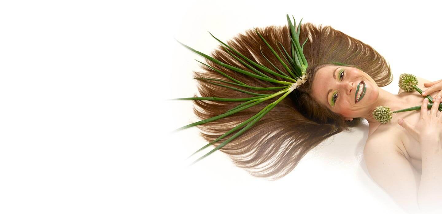 Wir Begleiten Sie auf dem Weg zu gesunder Kopfhaut und glänzendem Haar.&hellip;